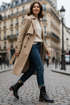 Valorine™ | Black leather boots with a comfortable heel, elegant and timeless.