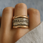 Lily | Thick Vintage Ring in Gold and Silver