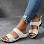 Gwendolyn | Elegant orthopaedic sandals for all-day comfort