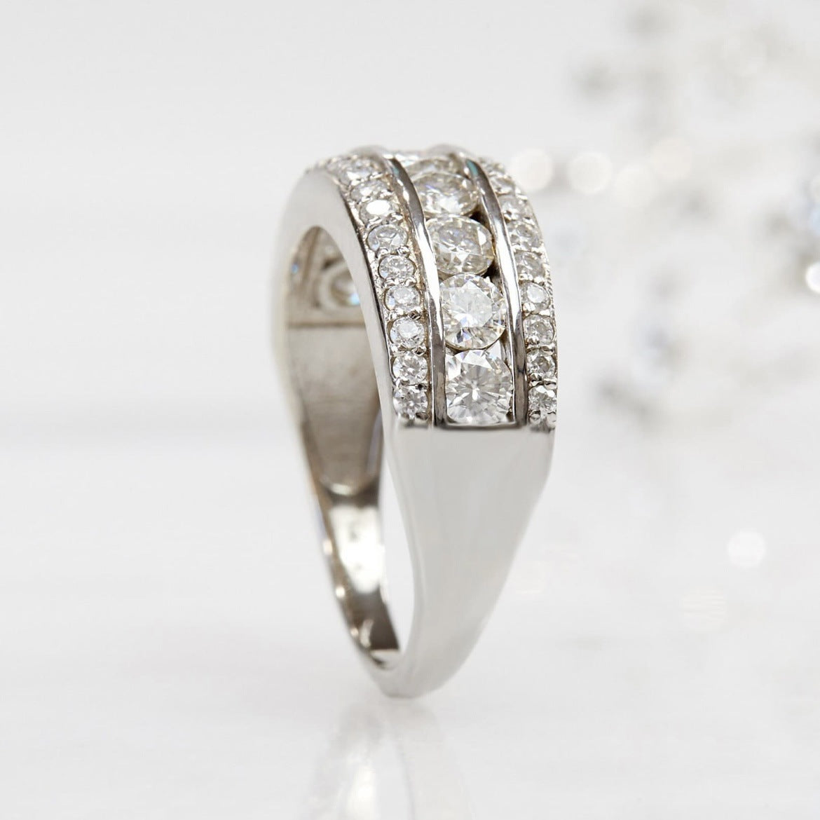 Isabelle | Elegant Silver Stone Ring
