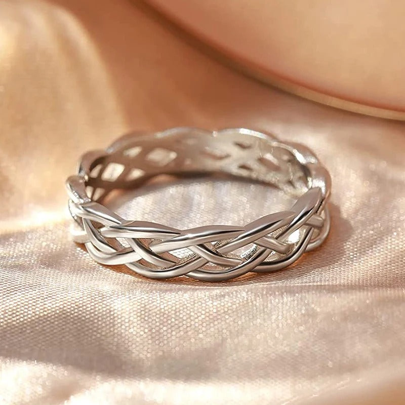 Maria | Twisted Silver Woven Band Ring